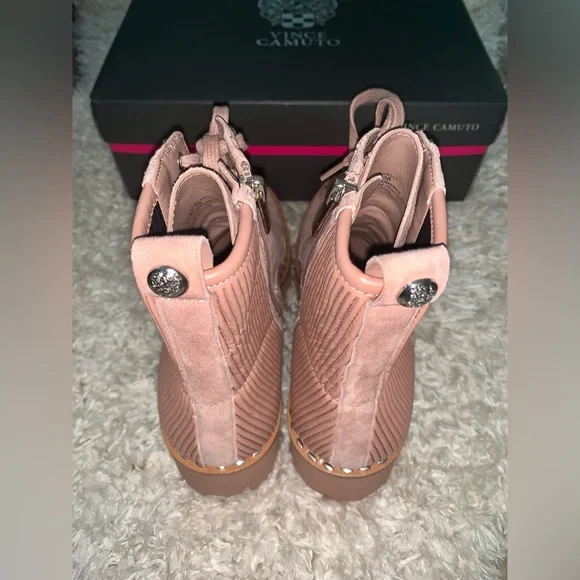 Vince Camuto Movelly Bootie (7.5; Malva) - Picture 3 of 5